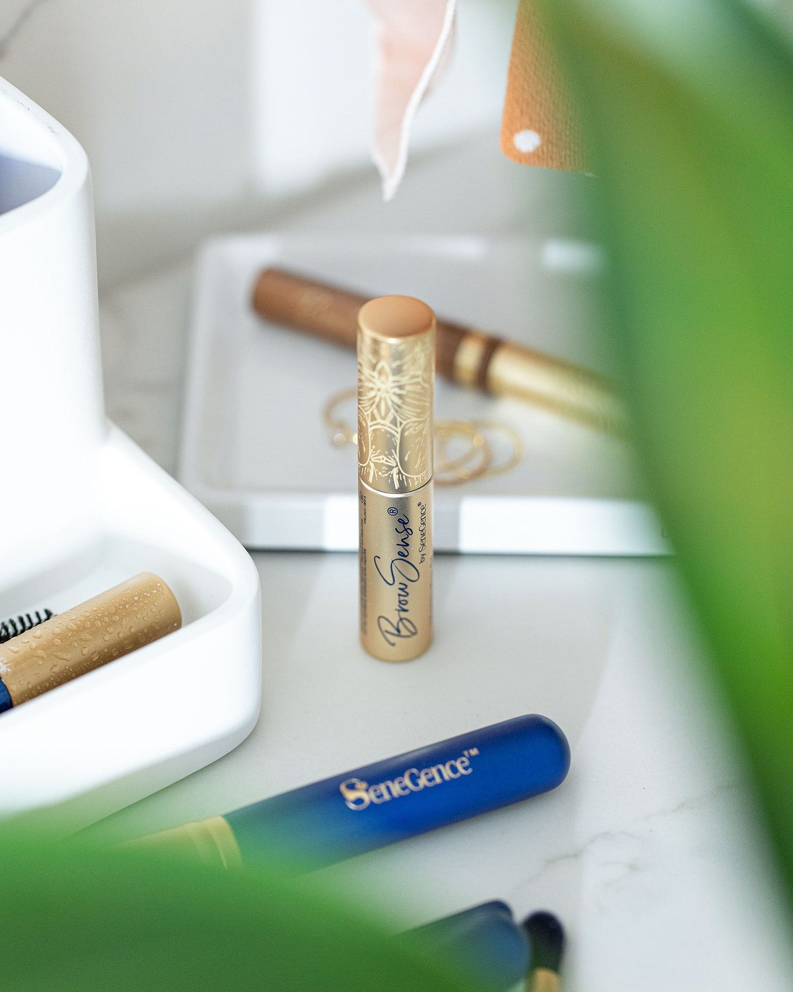 browsense-volumizing-brow-gel